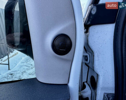 Білий Рено Кєнгу, об'ємом двигуна 1.5 л та пробігом 333 тис. км за 5800 $, фото 21 на Automoto.ua