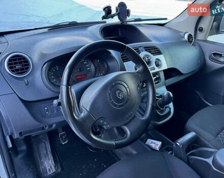 Білий Рено Кєнгу, об'ємом двигуна 1.5 л та пробігом 333 тис. км за 5800 $, фото 18 на Automoto.ua