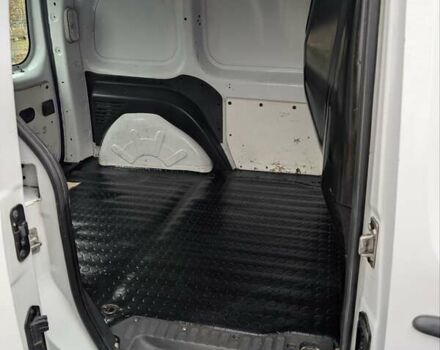 Білий Рено Кєнгу, об'ємом двигуна 1.5 л та пробігом 228 тис. км за 6000 $, фото 25 на Automoto.ua