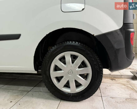 Белый Рено Кенгу, объемом двигателя 1.46 л и пробегом 88 тыс. км за 10500 $, фото 6 на Automoto.ua