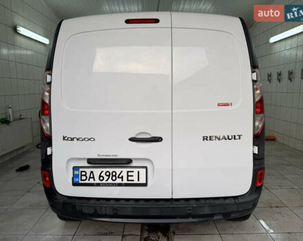 Белый Рено Кенгу, объемом двигателя 1.46 л и пробегом 88 тыс. км за 10500 $, фото 4 на Automoto.ua