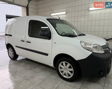 Белый Рено Кенгу, объемом двигателя 1.46 л и пробегом 88 тыс. км за 10500 $, фото 2 на Automoto.ua