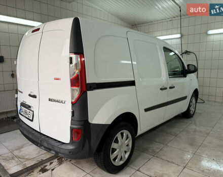 Белый Рено Кенгу, объемом двигателя 1.46 л и пробегом 88 тыс. км за 10500 $, фото 3 на Automoto.ua