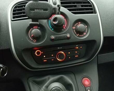 Белый Рено Кенгу, объемом двигателя 1.46 л и пробегом 45 тыс. км за 10500 $, фото 5 на Automoto.ua