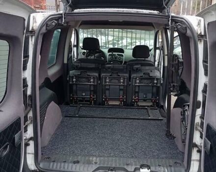 Белый Рено Кенгу, объемом двигателя 1.46 л и пробегом 45 тыс. км за 10500 $, фото 10 на Automoto.ua