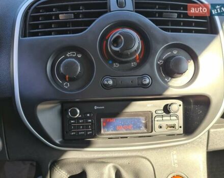 Белый Рено Кенгу, объемом двигателя 0 л и пробегом 91 тыс. км за 8600 $, фото 42 на Automoto.ua