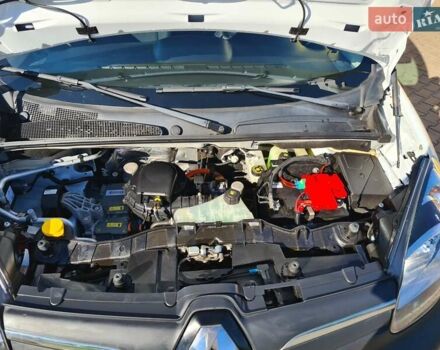 Белый Рено Кенгу, объемом двигателя 0 л и пробегом 91 тыс. км за 8600 $, фото 27 на Automoto.ua