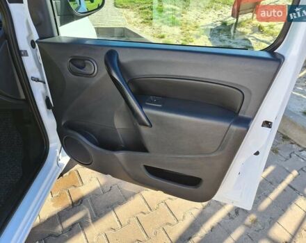 Белый Рено Кенгу, объемом двигателя 0 л и пробегом 91 тыс. км за 8600 $, фото 23 на Automoto.ua