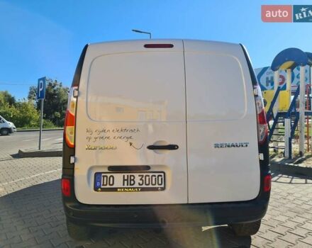 Белый Рено Кенгу, объемом двигателя 0 л и пробегом 91 тыс. км за 8600 $, фото 4 на Automoto.ua