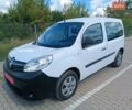 Білий Рено Кєнгу, об'ємом двигуна 1.5 л та пробігом 38 тис. км за 10800 $, фото 29 на Automoto.ua