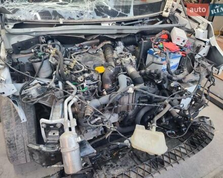 Белый Рено Кенгу, объемом двигателя 1.46 л и пробегом 260 тыс. км за 4000 $, фото 10 на Automoto.ua