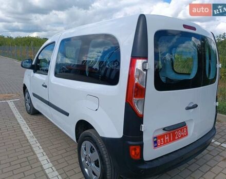 Білий Рено Кєнгу, об'ємом двигуна 1.5 л та пробігом 38 тис. км за 10800 $, фото 12 на Automoto.ua