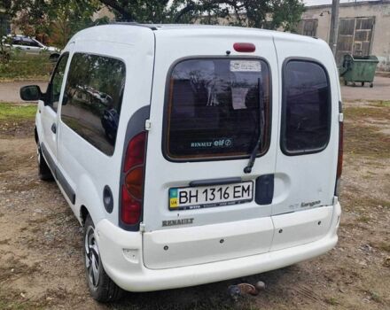 Белый Рено Кенгу, объемом двигателя 1.5 л и пробегом 355 тыс. км за 1850 $, фото 5 на Automoto.ua