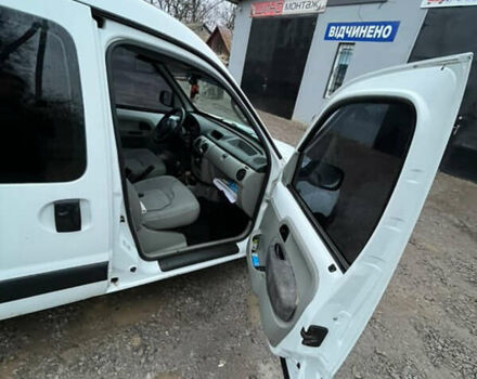 Белый Рено Кенгу, объемом двигателя 1.5 л и пробегом 306 тыс. км за 2200 $, фото 7 на Automoto.ua