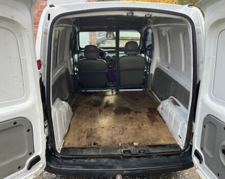 Рено Кєнгу 2005 у Вінниці на Automoto.ua Білий Рено Кєнгу, об'ємом двигуна 1.4 л та пробігом 300 тис. км за 1200 $, фото 6 на Automoto.ua