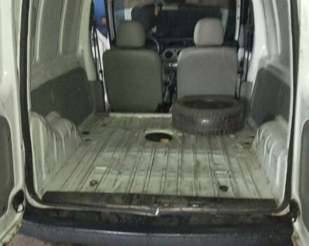 Белый Рено Кенгу, объемом двигателя 0 л и пробегом 340 тыс. км за 2000 $, фото 2 на Automoto.ua