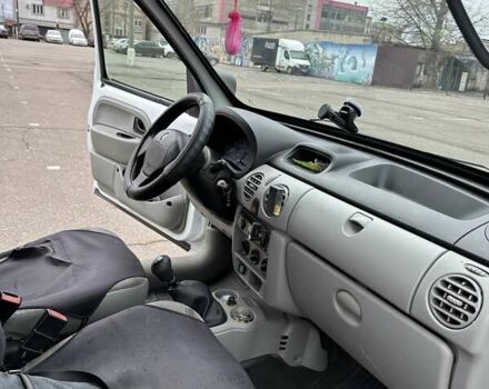 Білий Рено Кєнгу, об'ємом двигуна 1.39 л та пробігом 187 тис. км за 2600 $, фото 18 на Automoto.ua