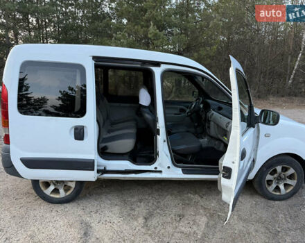 Белый Рено Кенгу, объемом двигателя 1.5 л и пробегом 300 тыс. км за 3700 $, фото 18 на Automoto.ua