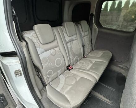 Белый Рено Кенгу, объемом двигателя 1.5 л и пробегом 328 тыс. км за 5000 $, фото 4 на Automoto.ua