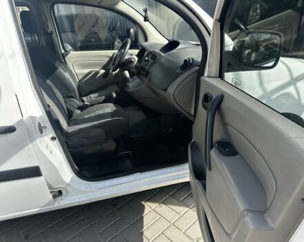 Рено Кенгу 2008 в Николаеве на Automoto.ua Белый Рено Кенгу, объемом двигателя 1.5 л и пробегом 230 тыс. км за 5200 $, фото 7 на Automoto.ua