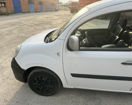 Рено Кенгу 2008 в Ставище на Automoto.ua Белый Рено Кенгу, объемом двигателя 1.5 л и пробегом 3 тыс. км за 4800 $, фото 2 на Automoto.ua