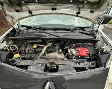 Белый Рено Кенгу, объемом двигателя 1.5 л и пробегом 328 тыс. км за 5000 $, фото 1 на Automoto.ua