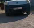 Білий Рено Кєнгу, об'ємом двигуна 1.5 л та пробігом 308 тис. км за 4300 $, фото 24 на Automoto.ua