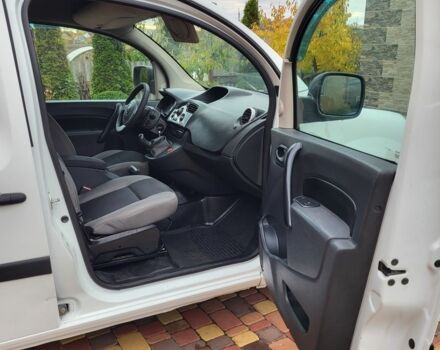 Рено Кєнгу 2011 у Смеле на Automoto.ua Білий Рено Кєнгу, об'ємом двигуна 1.5 л та пробігом 353 тис. км за 4750 $, фото 7 на Automoto.ua