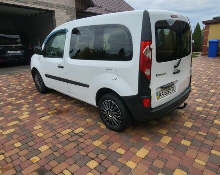 Рено Кєнгу 2011 у Смеле на Automoto.ua Білий Рено Кєнгу, об'ємом двигуна 1.5 л та пробігом 353 тис. км за 4750 $, фото 2 на Automoto.ua