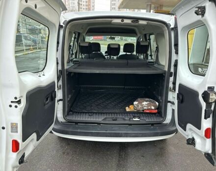 Белый Рено Кенгу, объемом двигателя 1.5 л и пробегом 190 тыс. км за 7500 $, фото 15 на Automoto.ua