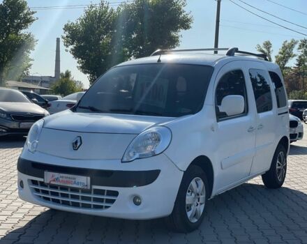 Білий Рено Кєнгу, об'ємом двигуна 1.5 л та пробігом 320 тис. км за 7800 $, фото 2 на Automoto.ua