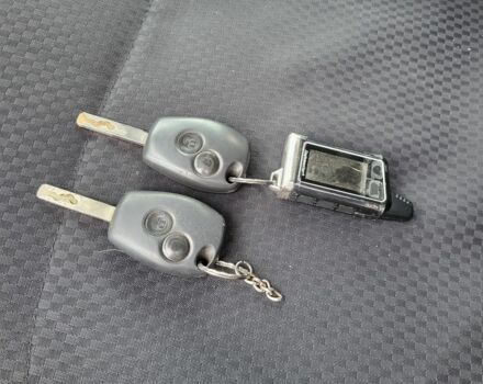 Рено Кєнгу 2011 у Смеле на Automoto.ua Білий Рено Кєнгу, об'ємом двигуна 1.5 л та пробігом 353 тис. км за 4750 $, фото 13 на Automoto.ua