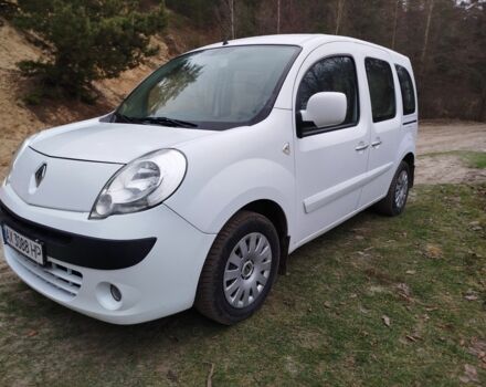 Белый Рено Кенгу, объемом двигателя 1.5 л и пробегом 226 тыс. км за 6200 $, фото 4 на Automoto.ua