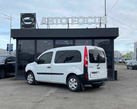 Белый Рено Кенгу, объемом двигателя 1.6 л и пробегом 188 тыс. км за 8990 $, фото 4 на Automoto.ua