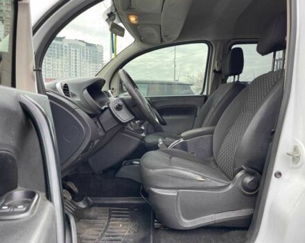 Белый Рено Кенгу, объемом двигателя 1.6 л и пробегом 188 тыс. км за 8990 $, фото 8 на Automoto.ua