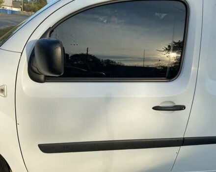 Белый Рено Кенгу, объемом двигателя 1.5 л и пробегом 290 тыс. км за 6000 $, фото 32 на Automoto.ua