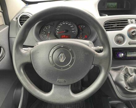 Белый Рено Кенгу, объемом двигателя 1.6 л и пробегом 188 тыс. км за 8990 $, фото 13 на Automoto.ua