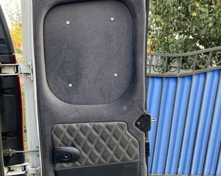 Белый Рено Кенгу, объемом двигателя 1.5 л и пробегом 290 тыс. км за 6000 $, фото 9 на Automoto.ua