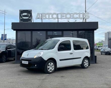 Белый Рено Кенгу, объемом двигателя 1.6 л и пробегом 188 тыс. км за 8990 $, фото 3 на Automoto.ua