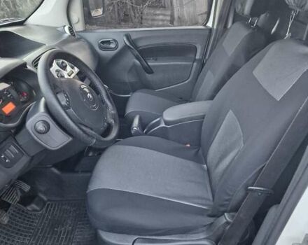 Белый Рено Кенгу, объемом двигателя 1.46 л и пробегом 264 тыс. км за 4500 $, фото 12 на Automoto.ua