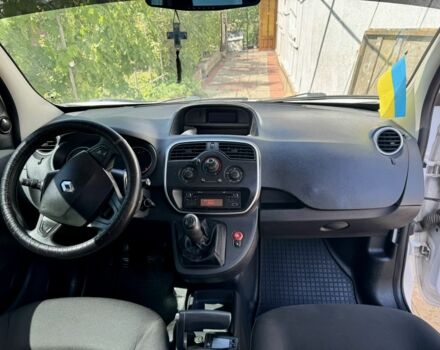 Белый Рено Кенгу, объемом двигателя 1.5 л и пробегом 224 тыс. км за 7000 $, фото 5 на Automoto.ua