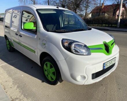 Белый Рено Кенгу, объемом двигателя 0 л и пробегом 60 тыс. км за 7128 $, фото 1 на Automoto.ua