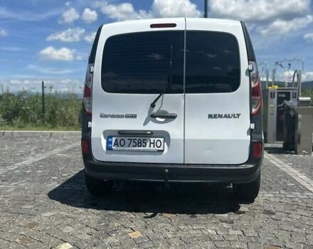 Білий Рено Кєнгу, об'ємом двигуна 1.5 л та пробігом 139 тис. км за 8900 $, фото 3 на Automoto.ua