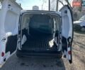 Білий Рено Кєнгу, об'ємом двигуна 1.5 л та пробігом 200 тис. км за 11999 $, фото 44 на Automoto.ua