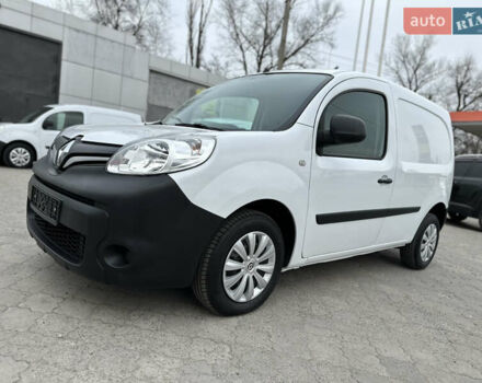 Белый Рено Кенгу, объемом двигателя 1.5 л и пробегом 119 тыс. км за 11900 $, фото 89 на Automoto.ua