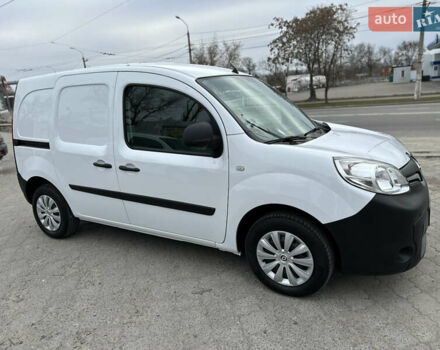 Белый Рено Кенгу, объемом двигателя 1.5 л и пробегом 119 тыс. км за 11900 $, фото 76 на Automoto.ua