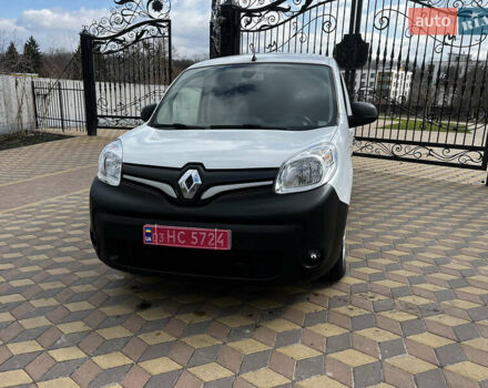 Белый Рено Кенгу, объемом двигателя 0 л и пробегом 153 тыс. км за 11700 $, фото 1 на Automoto.ua