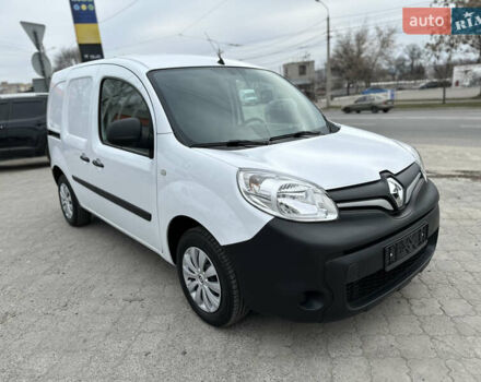 Белый Рено Кенгу, объемом двигателя 1.5 л и пробегом 119 тыс. км за 11900 $, фото 74 на Automoto.ua