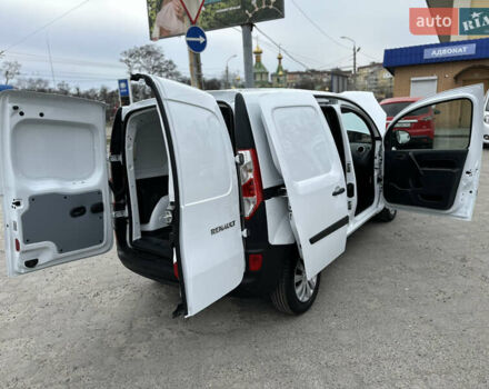 Белый Рено Кенгу, объемом двигателя 1.5 л и пробегом 119 тыс. км за 11900 $, фото 60 на Automoto.ua
