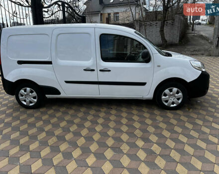 Белый Рено Кенгу, объемом двигателя 0 л и пробегом 153 тыс. км за 11700 $, фото 6 на Automoto.ua